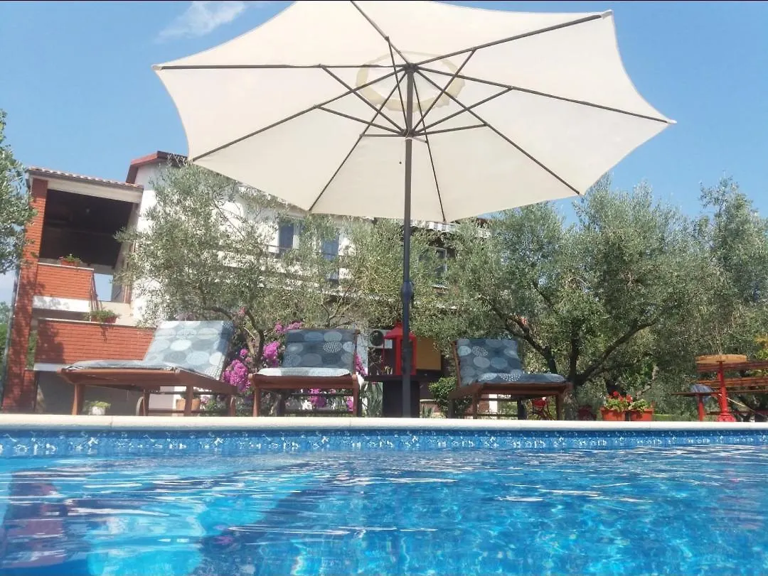 Ferienhaus Annamaria Home Pula