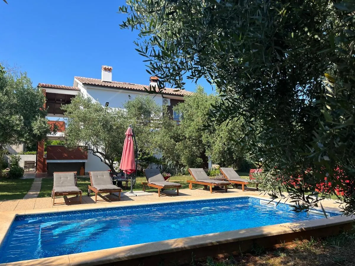 Annamaria Home Pula Ferienhaus
