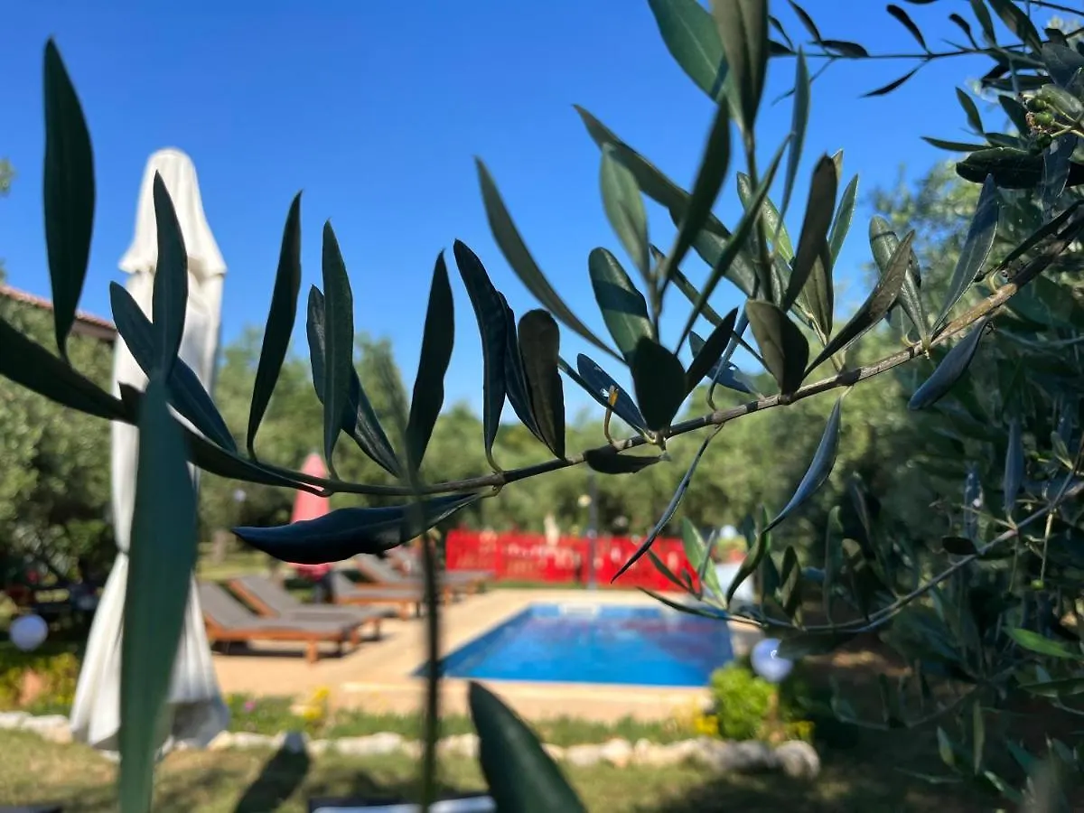 Annamaria Home Pula Ferienhaus