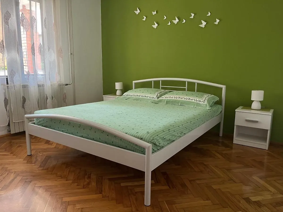 Annamaria Home Pula 0*,  Kroatien